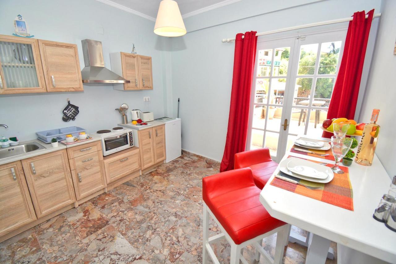 Mike'S Apartments Agios Gordios  Exterior photo